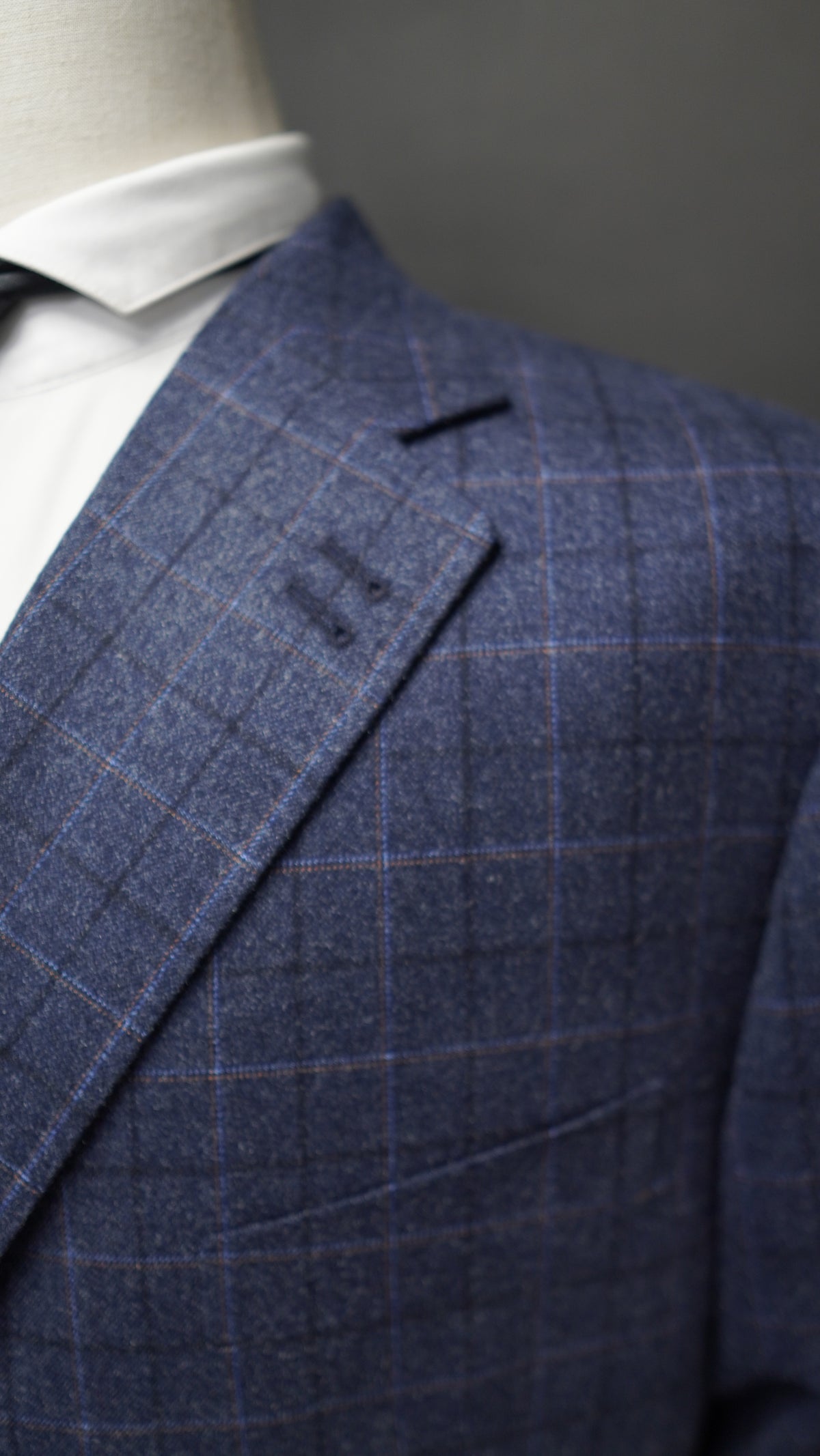 Blue Double Breasted Two Button Plaid Suit ( Notch Lapel )