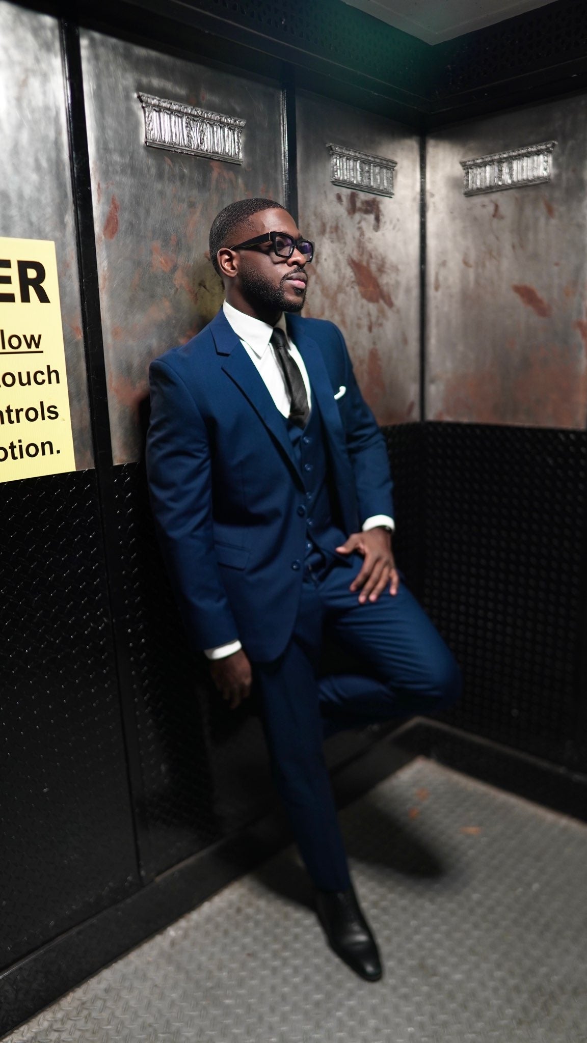 Royal Blue Men’s Ready-to-Wear Suit