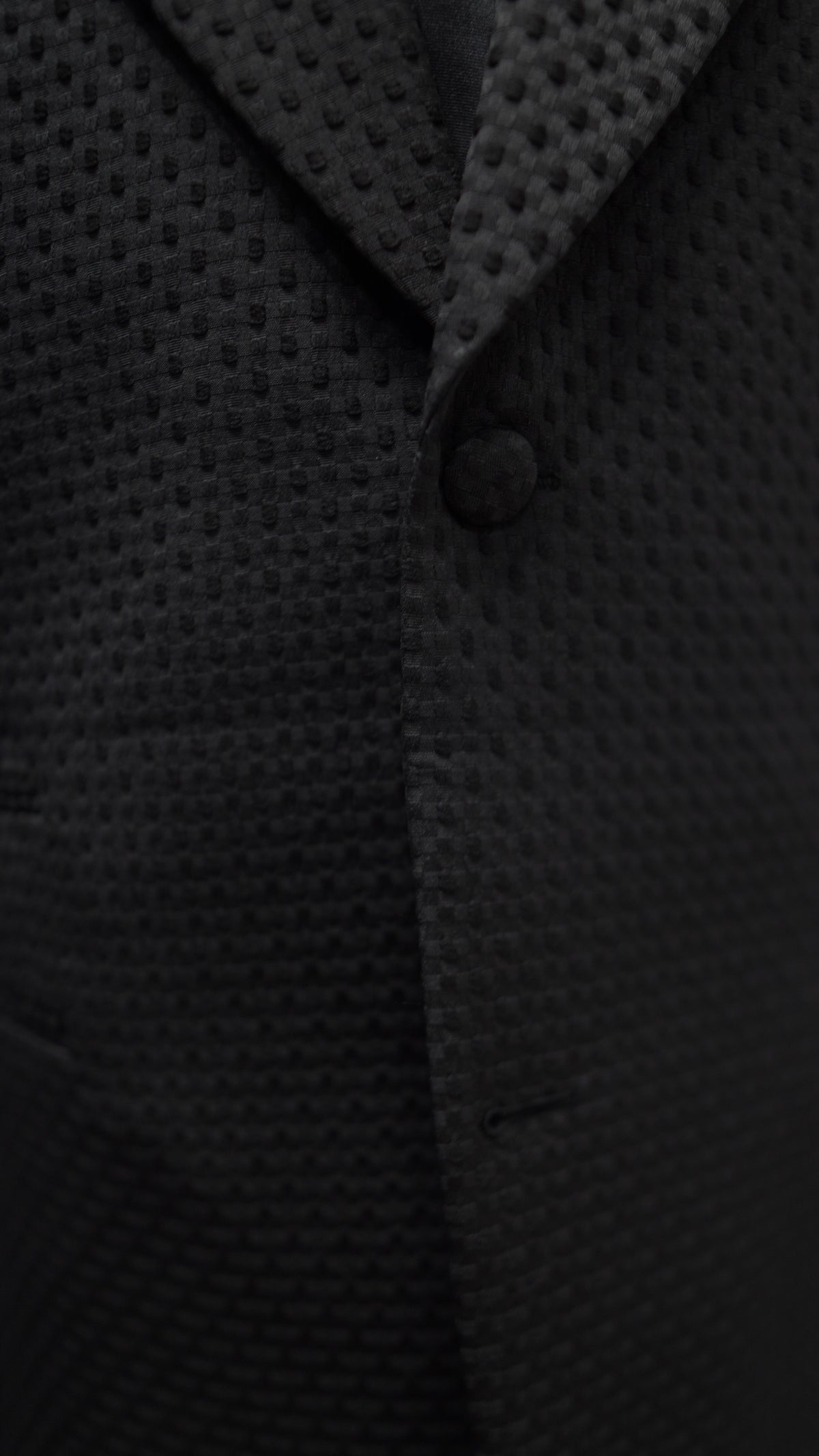 Black Embossed Peak lapel suit