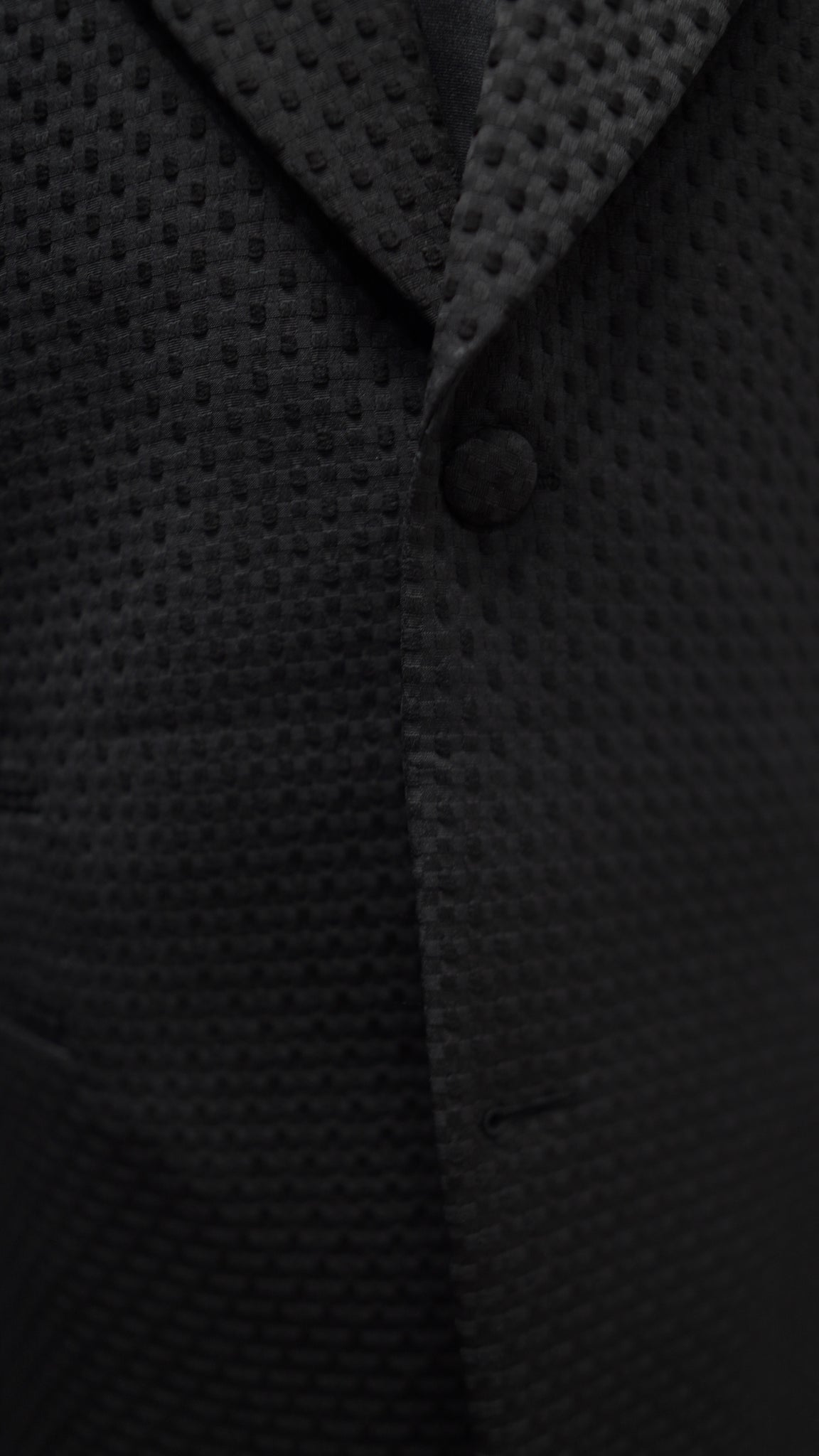 Black Embossed Peak lapel suit
