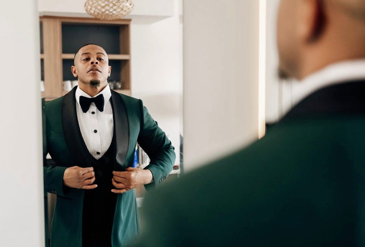 Hunter Green Tuxedo 3 Pc Vest Included