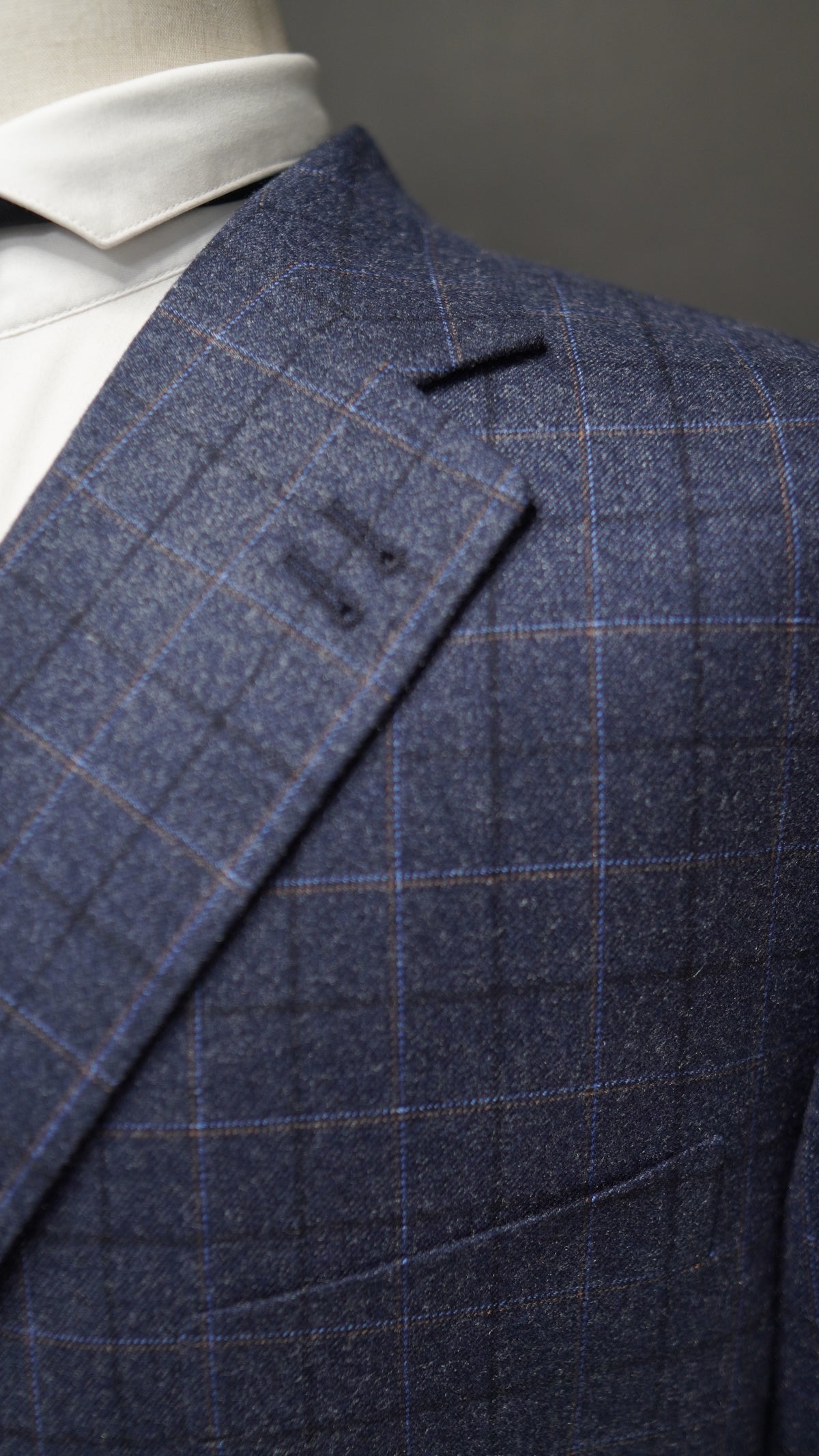 Blue Double Breasted Two Button Plaid Suit ( Notch Lapel )