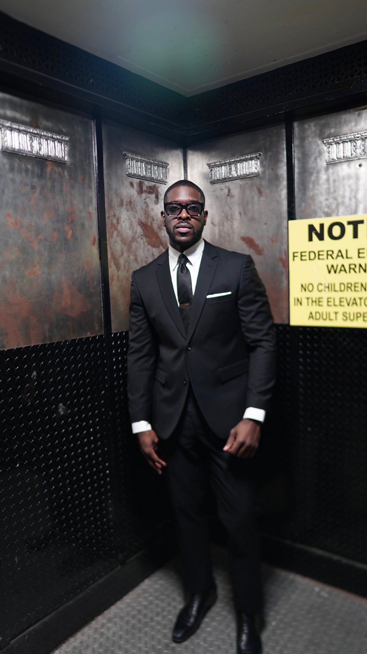 Black Men’s Ready-to-Wear Suit