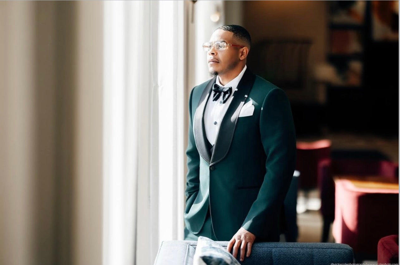 Hunter Green Tuxedo 3 Pc Vest Included