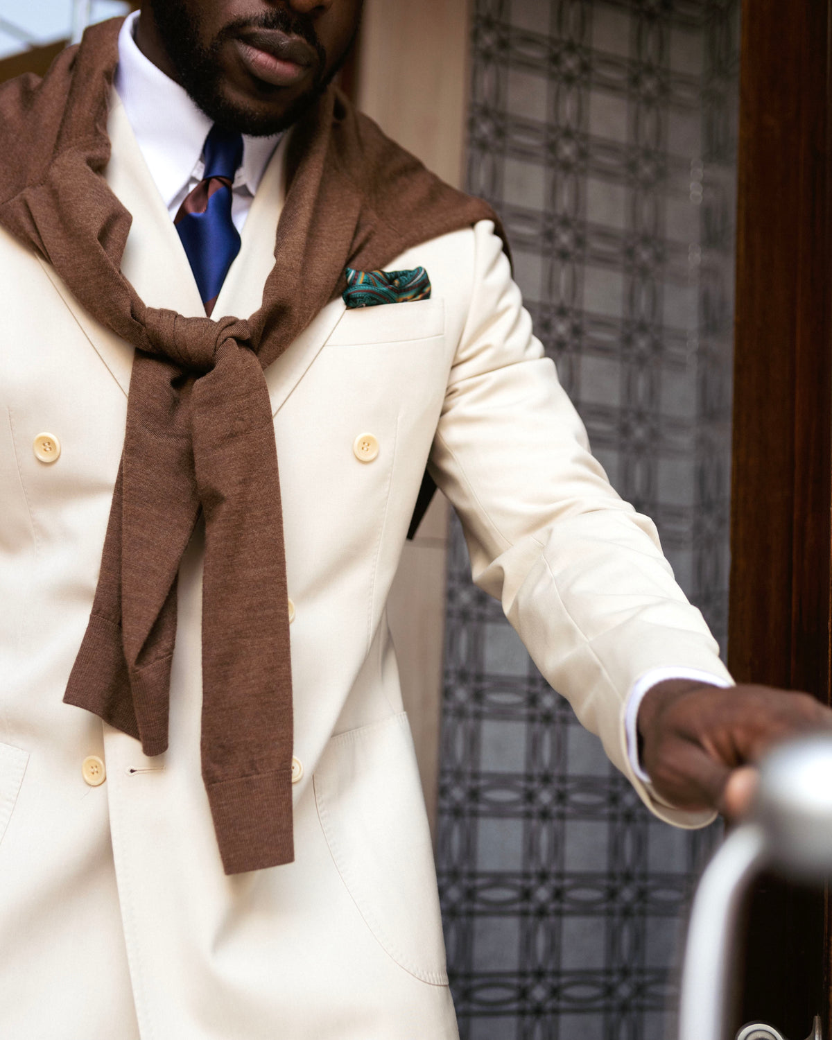 Cream Peak Lapel Double Breasted Suit