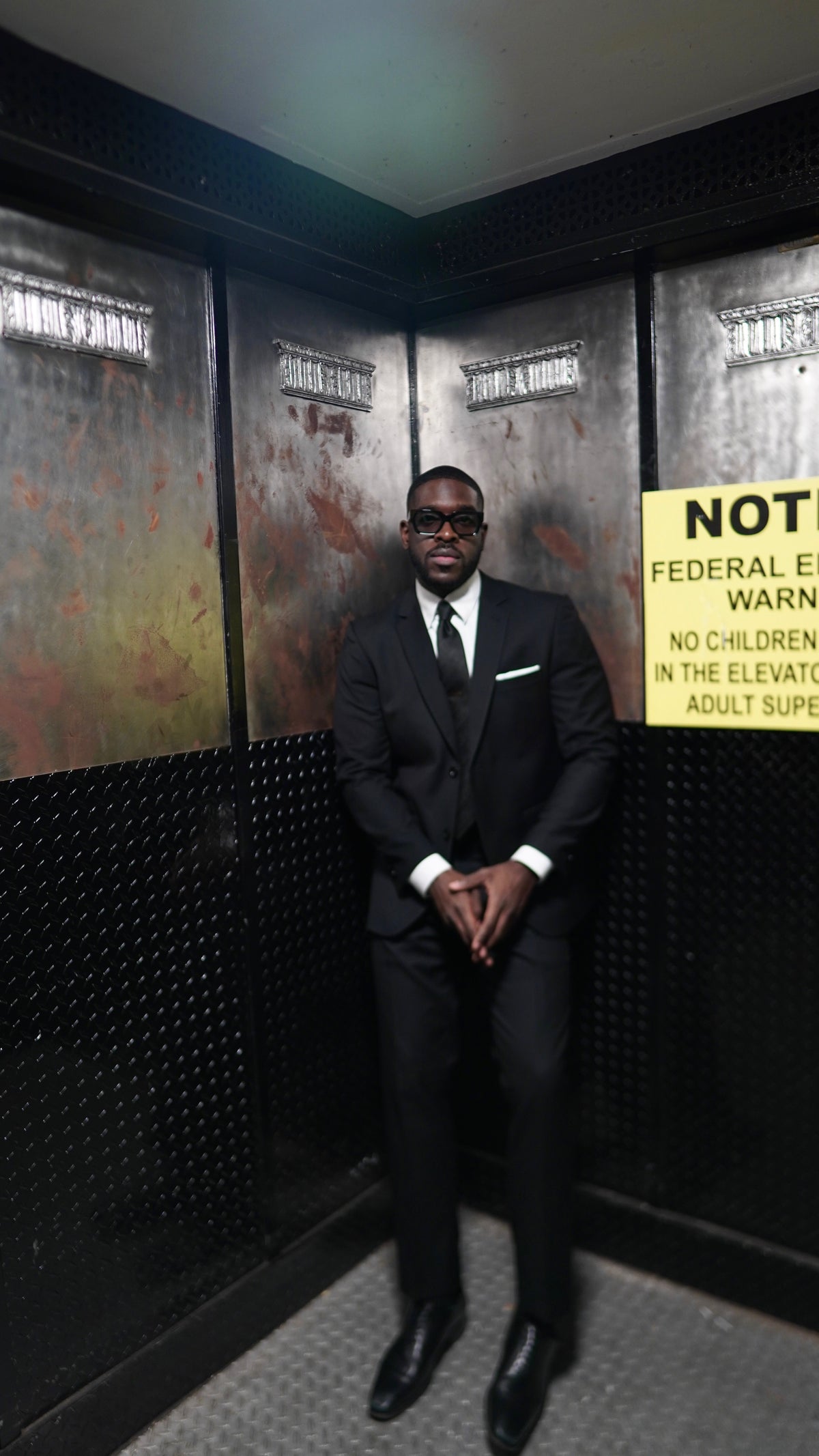 Black Men’s Ready-to-Wear Suit