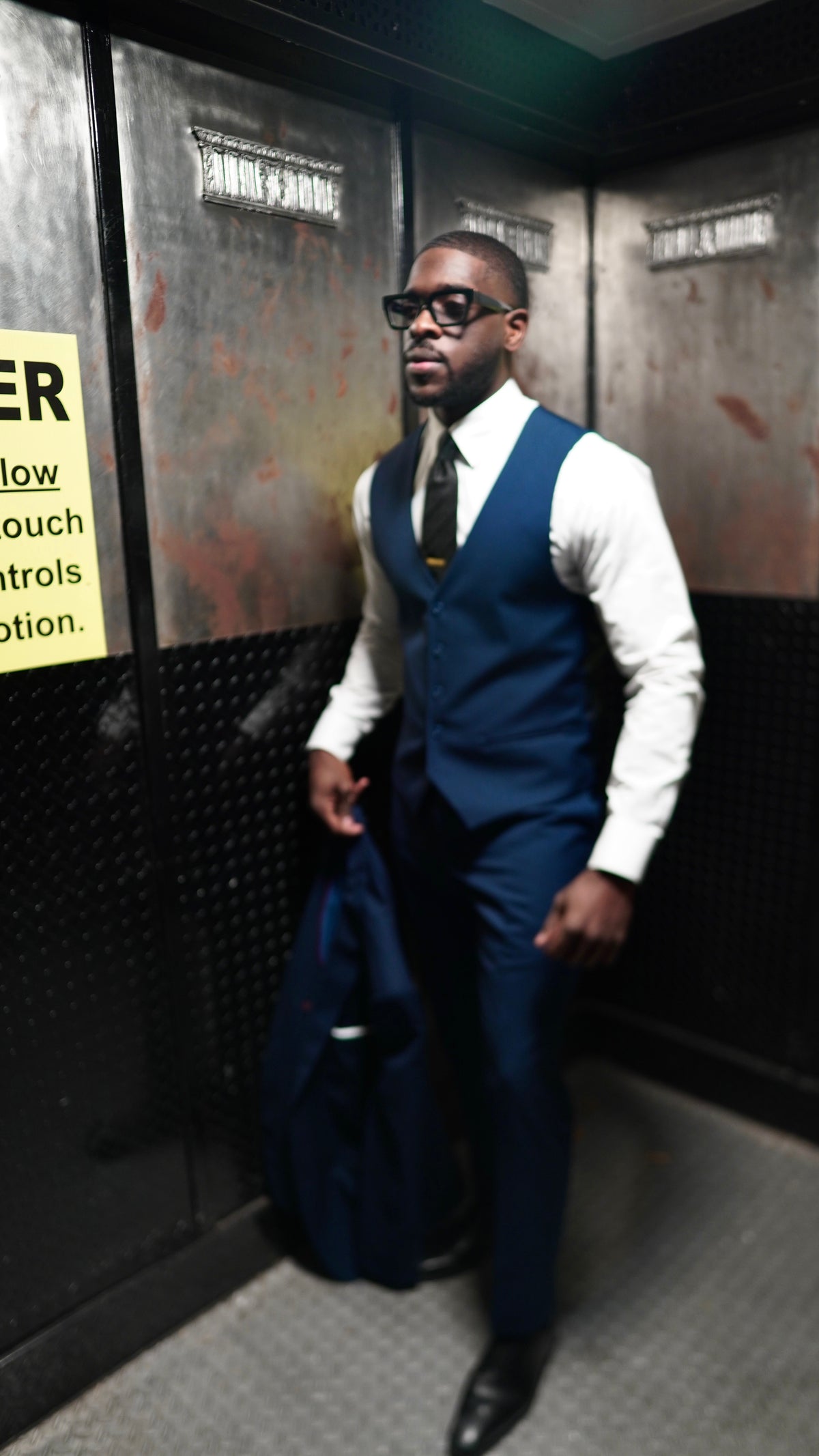Royal Blue Men’s Ready-to-Wear Suit