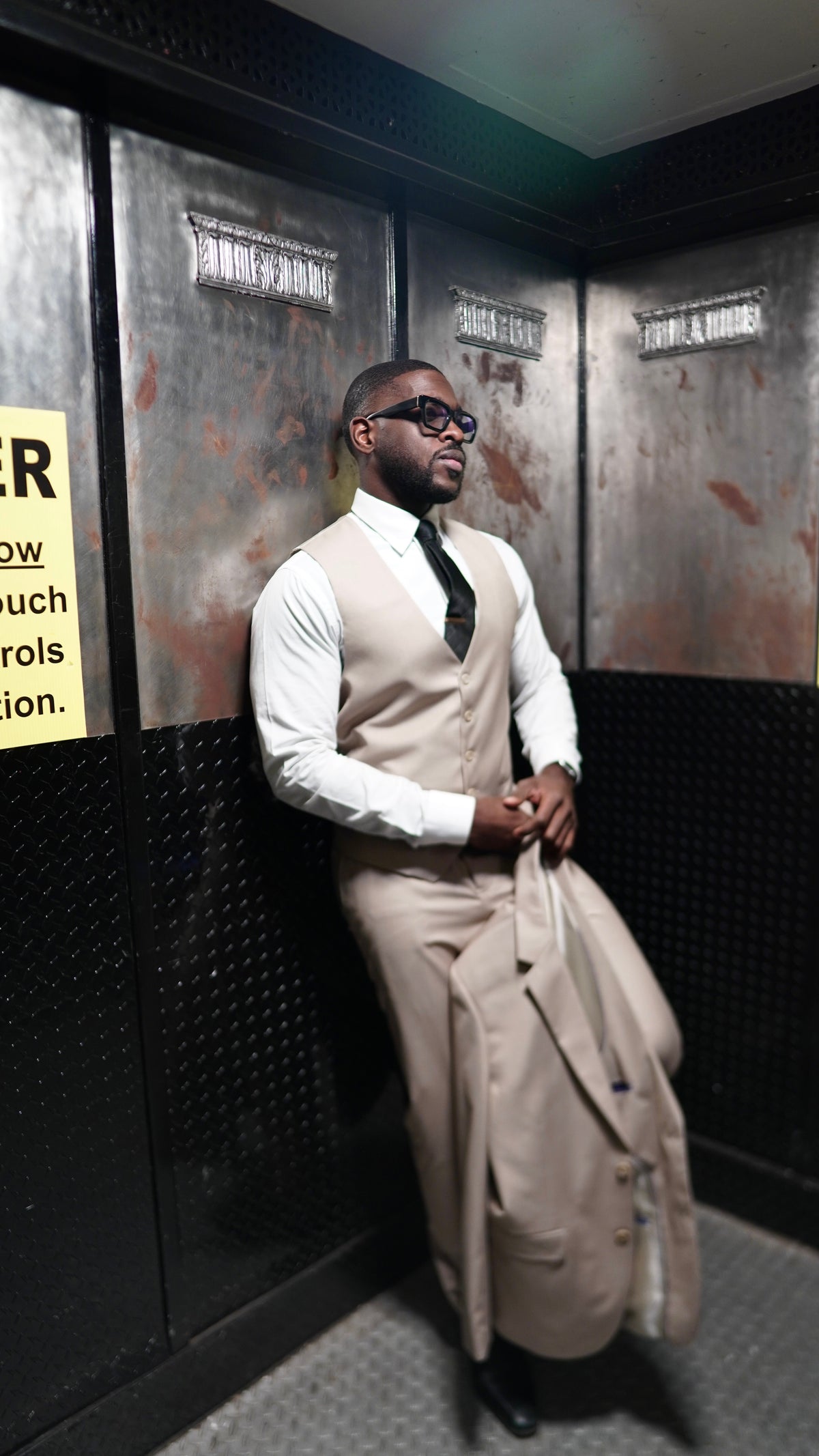 Khaki Men’s Ready-to-Wear Suit