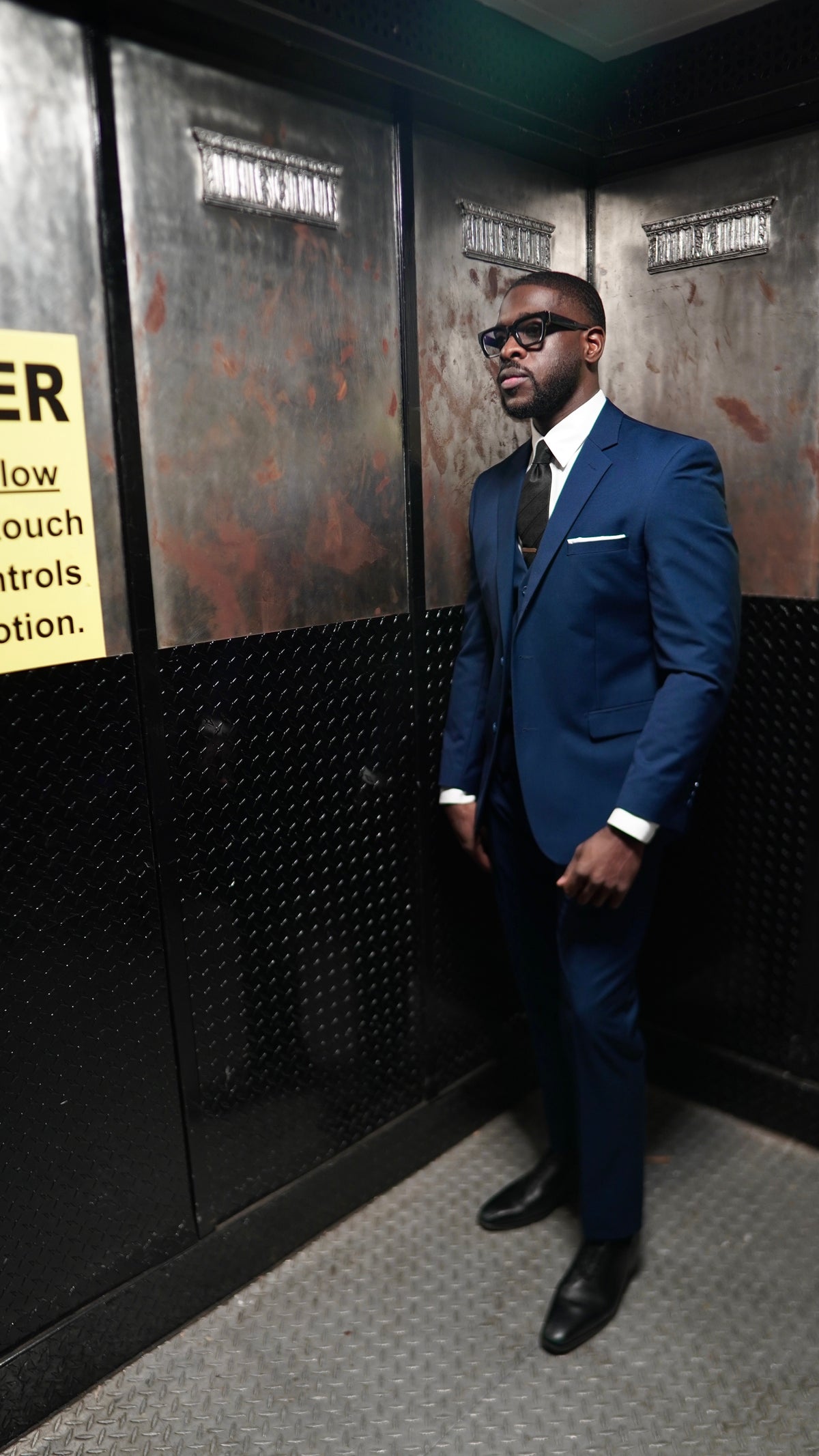 Royal Blue Men’s Ready-to-Wear Suit