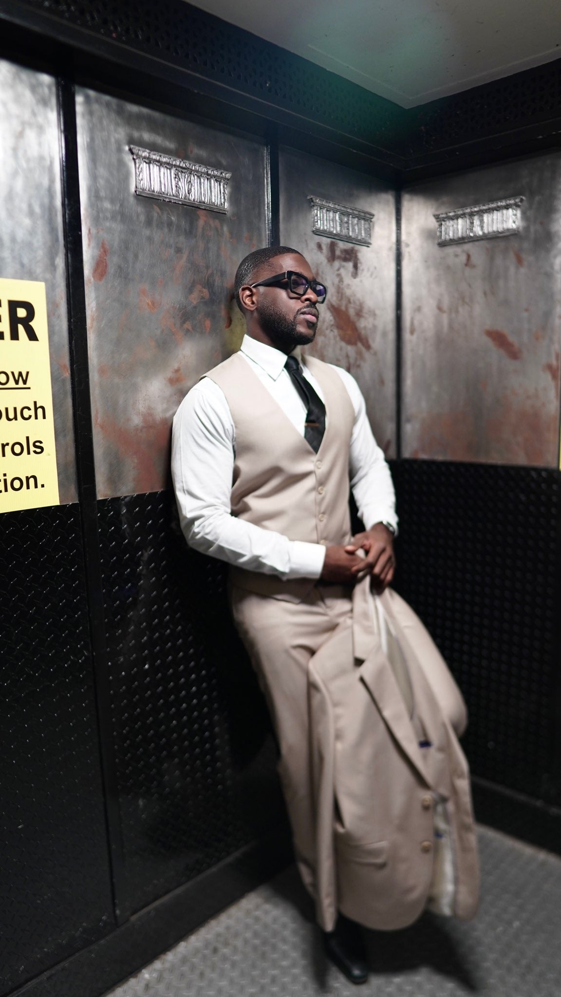 Khaki Men’s Ready-to-Wear Suit
