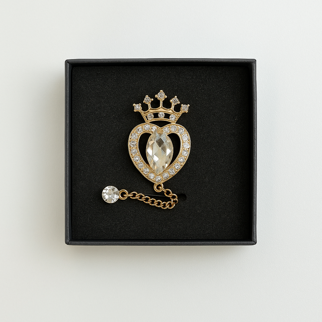 Heart and Crown shape lapel pin