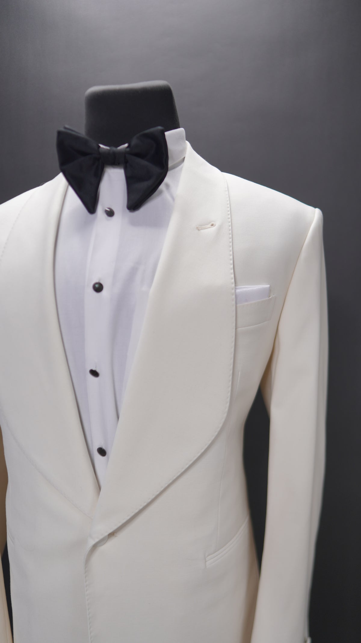 Cream Shawl lapel Tuxedo