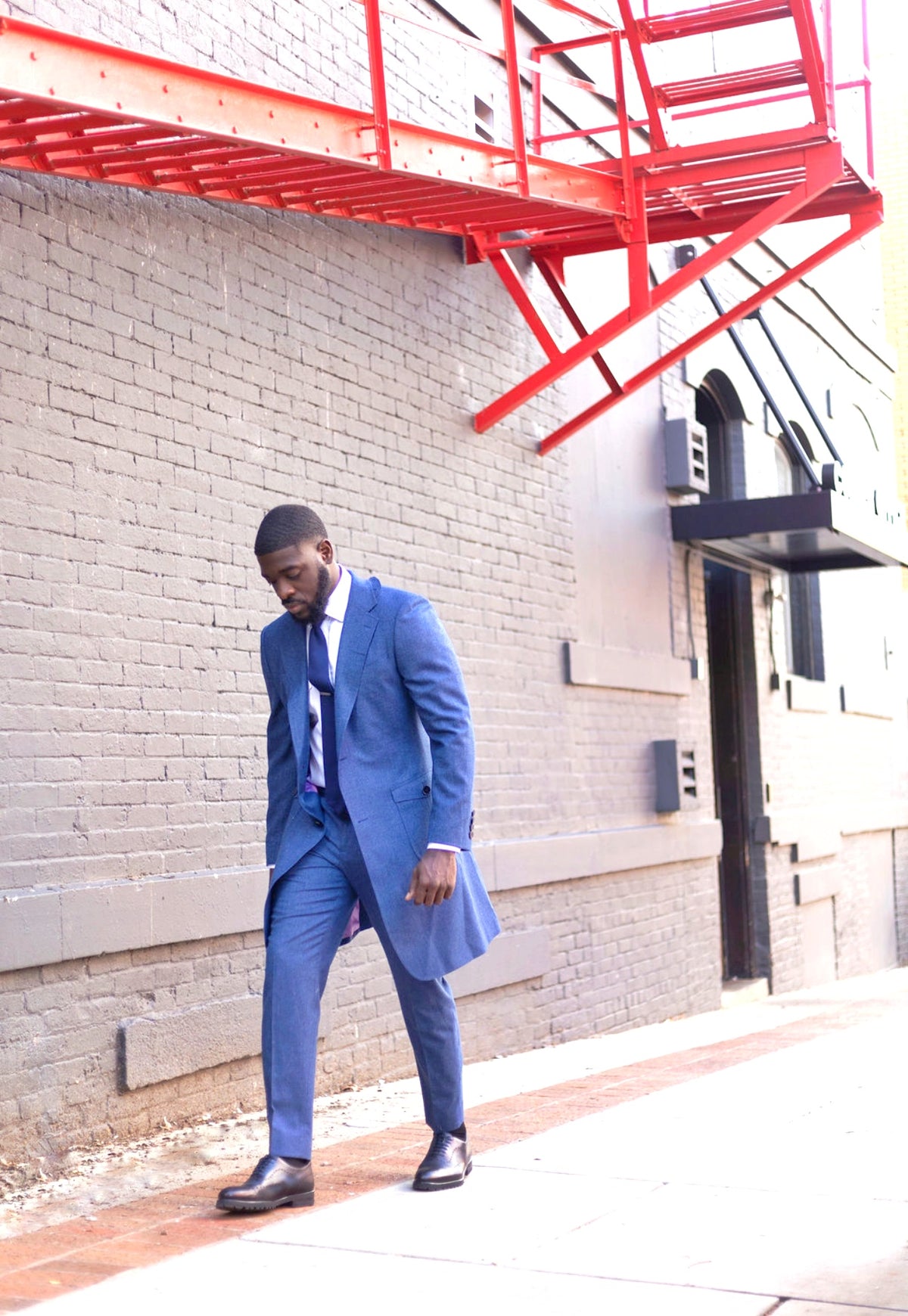 Bluë Herringbone Wool 3/4 Single Breasted Notched Lapel Suit