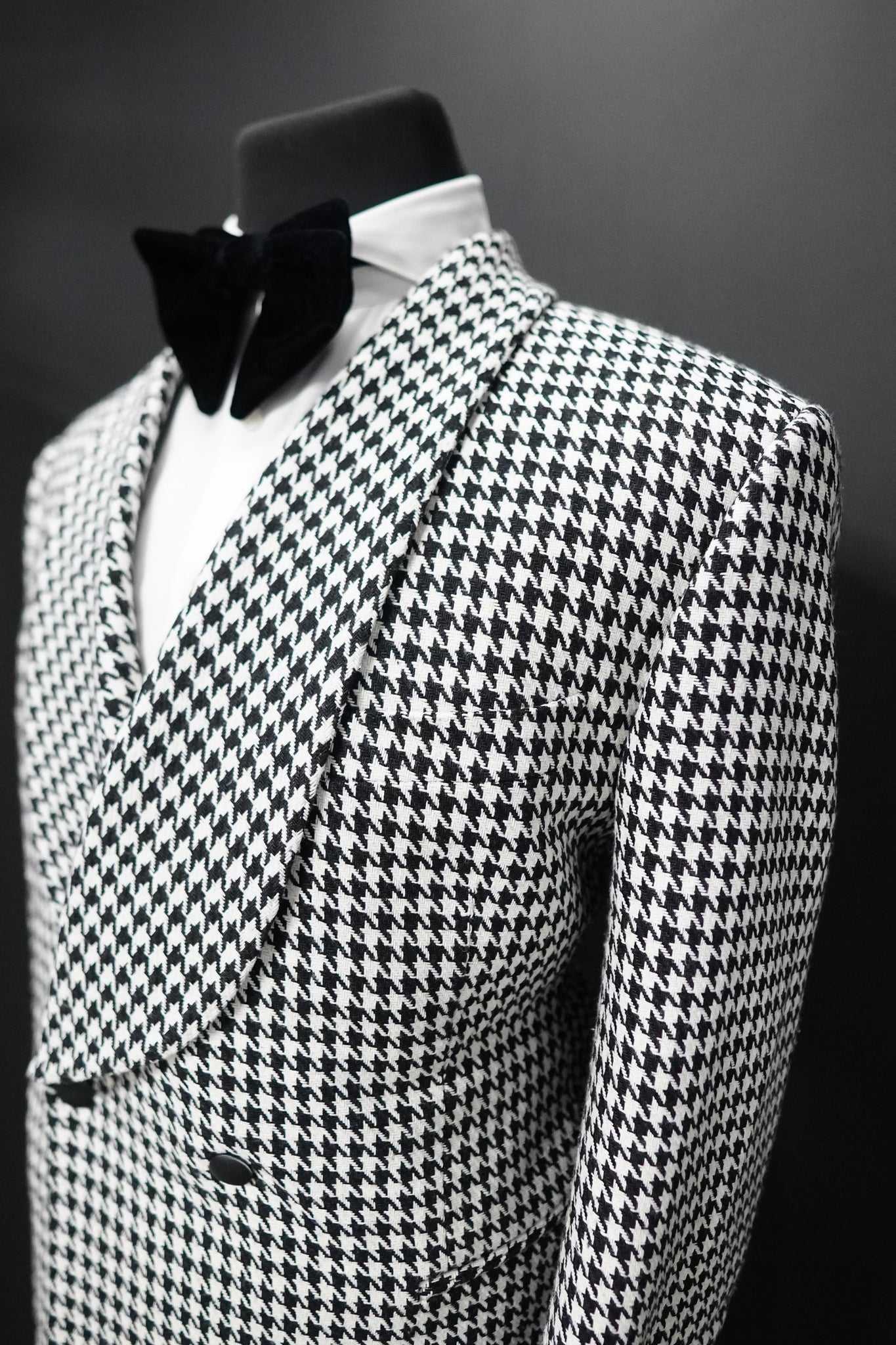 Johns Houndstooth  Double Breasted Tuxedo